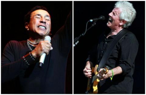 Smokey Robinson and Graham Nash perform together 